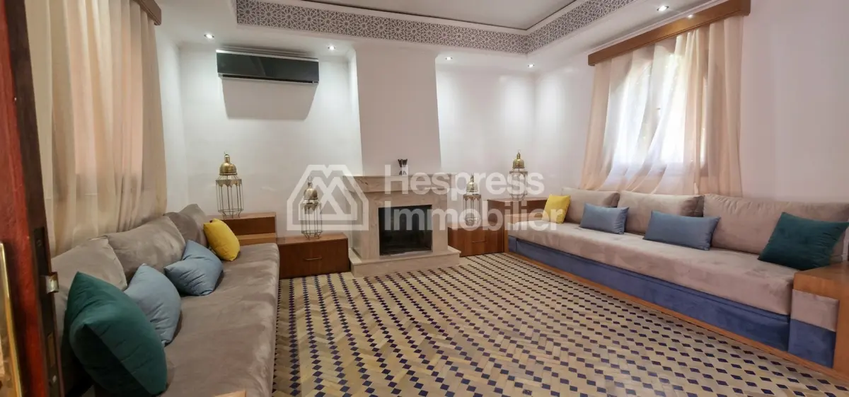 Beautiful riad for rent in Ennakhil Palmeraie . 4 large rooms. Furnished.