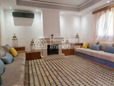 Beautiful riad for rent in Ennakhil Palmeraie . 4 large rooms. Furnished.