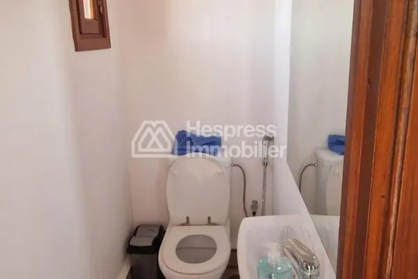 Beautiful riad for rent in Ennakhil Palmeraie . 4 large rooms. Furnished.