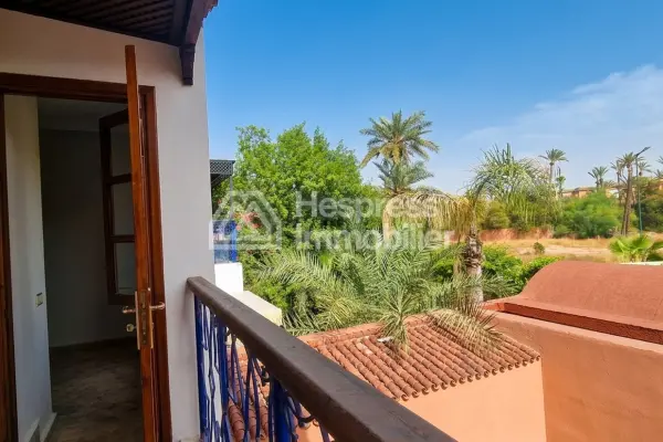 Beautiful riad for rent in Ennakhil Palmeraie . 4 large rooms. Furnished.