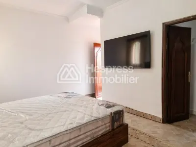 Beautiful riad for rent in Ennakhil Palmeraie . 4 large rooms. Furnished.