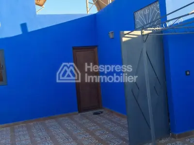 House for sale in Azzouzia . 7 large rooms. Mountain views, central heating