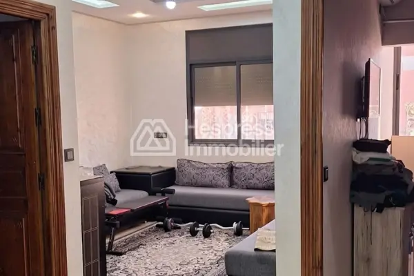 House for sale in Azzouzia . 7 large rooms. Mountain views, central heating