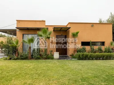 Villa in Marrakech for sale on the Ouarzazate Road