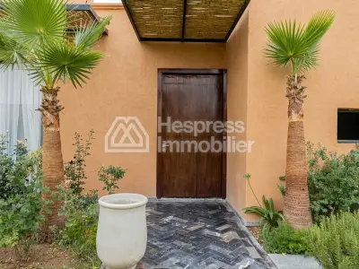 Villa in Marrakech for sale on the Ouarzazate Road