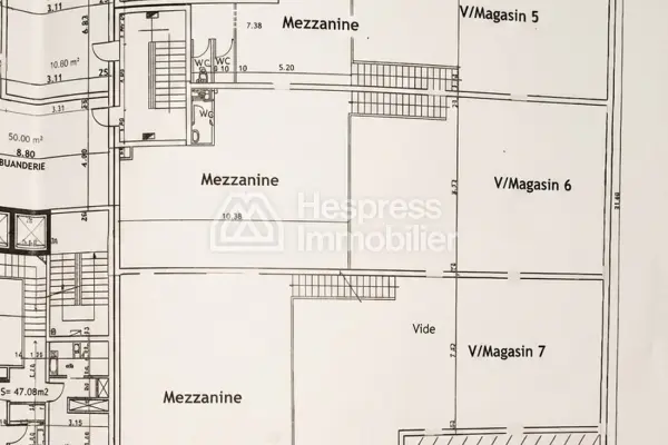 Louez le local idéal à Guéliz. Superficie 242 m²