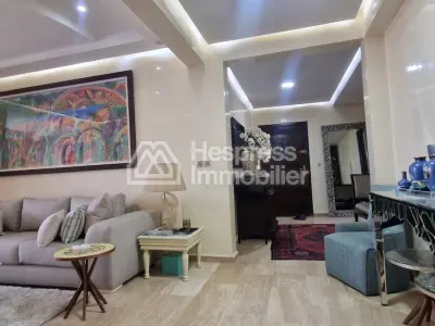 Beautiful and spacious apartment in Avandre