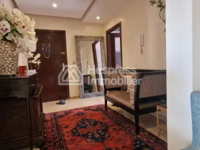 Beautiful and spacious apartment in Avandre