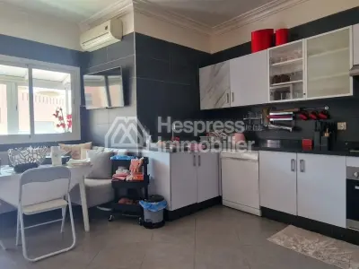 Beautiful and spacious apartment in Avandre