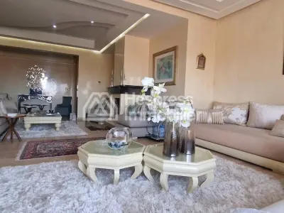 Beautiful and spacious apartment in Avandre