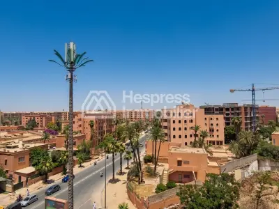 Beautiful and spacious apartment in Avandre
