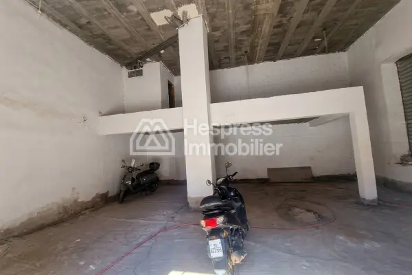 Store Very well located avandre