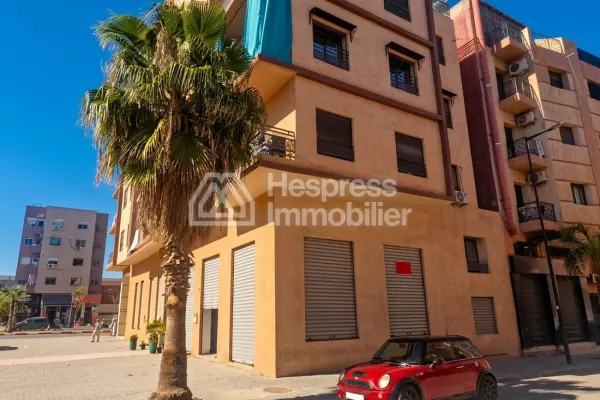 Store Very well located avandre
