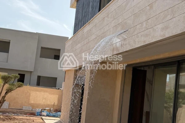 Luxury semi-detached villa for sale on the Ourika Road