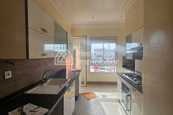 Spacious unfurnished apartment for rent on the road to Casablanca