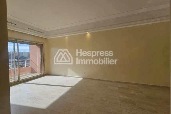 Spacious unfurnished apartment for rent on the road to Casablanca