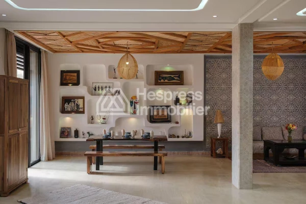 Beautiful villa for rent in Amelkis – 500 m²