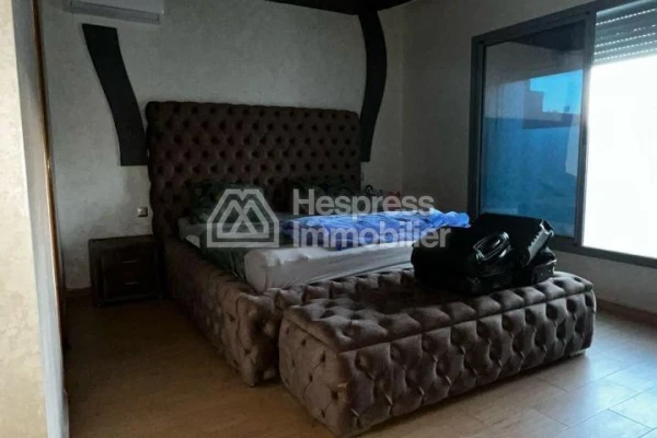 Modern villa with swimming pool in Targa on 3 levels for rent