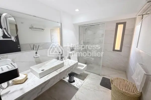 Appartement meublé 140 m² avec terrasse et piscine Route de Ouarzazate