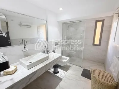 Appartement meublé 140 m² avec terrasse et piscine Route de Ouarzazate