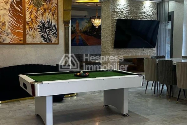 Modern villa with swimming pool in Targa on 3 levels for rent