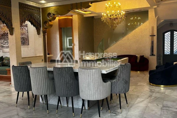 Modern villa with swimming pool in Targa on 3 levels for rent