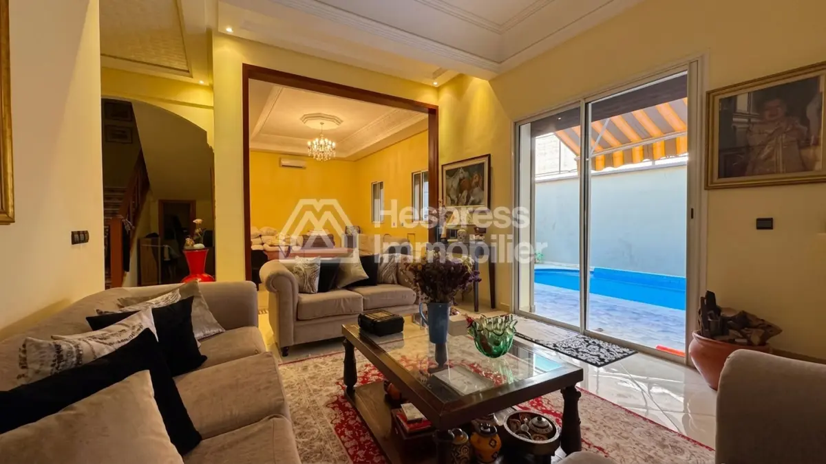 Maison de standing avec piscine et suite parentale – Targa