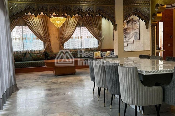 Modern villa with swimming pool in Targa on 3 levels for rent