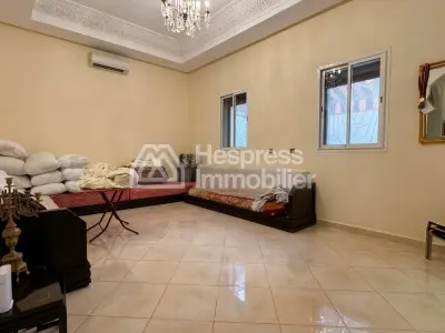 Maison de standing avec piscine et suite parentale – Targa