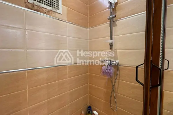 Luxury house with pool and master suite – Targa