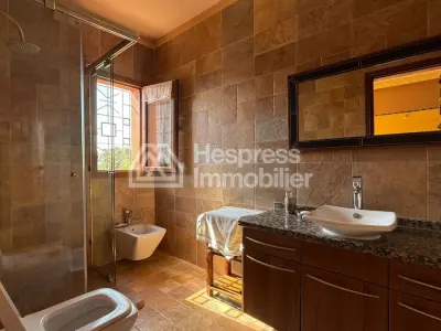 Luxury villa in Chrifia