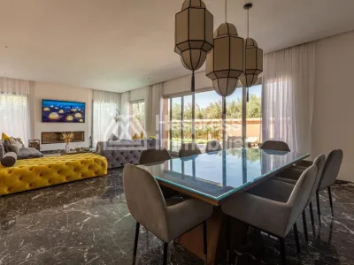 Superb villa for rent with swimming pool and large garden
