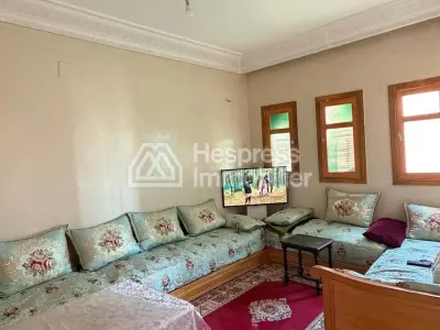 Apartment to renovate with terrace and Atlas views