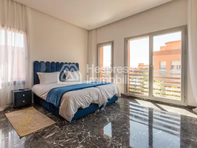 Superb villa for rent with swimming pool and large garden