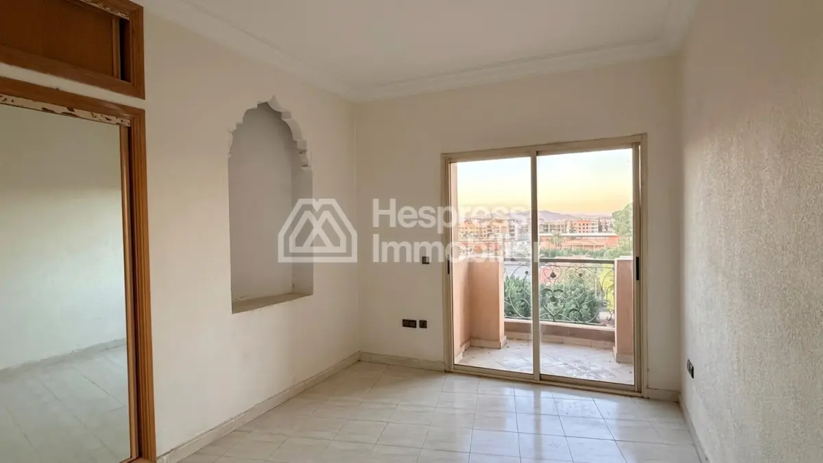 Apartment with Terrace – Blvd M6, Heart of Marrakech