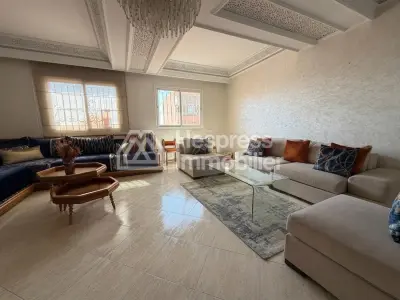 Appartement 3 chambres avec roof top privatif titré