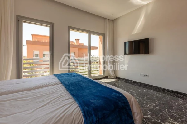 Superb villa for rent with swimming pool and large garden
