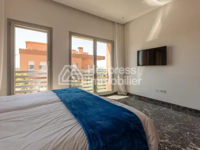 Superb villa for rent with swimming pool and large garden