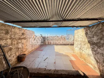 Riad of 214 m² to renovate in Bab El Khemis with rooftop view of the medina
