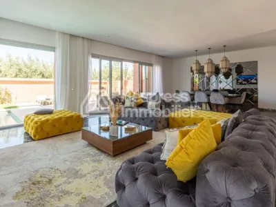 Superb villa for rent with swimming pool and large garden