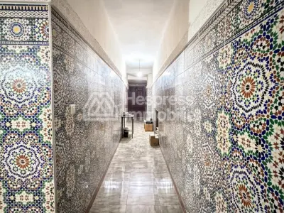 Riad of 214 m² to renovate in Bab El Khemis with rooftop view of the medina