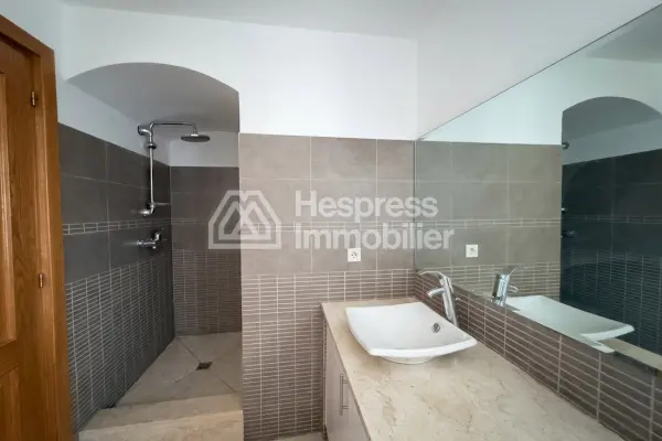 Luxury duplex 261 m² – 3 suites – Hazgour Gardens Agdal