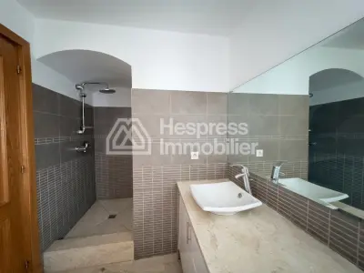 Duplex haut standing 261 m² – 3 suites – Jardins d’Hazgour Agdal