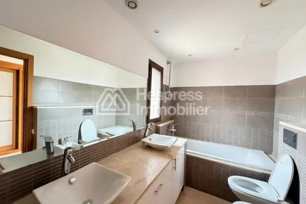 Luxury duplex 261 m² – 3 suites – Hazgour Gardens Agdal