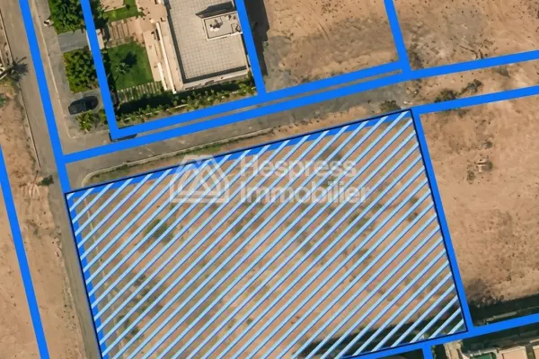 Terrain 2300 m² titré à Targa – Constructible villa
