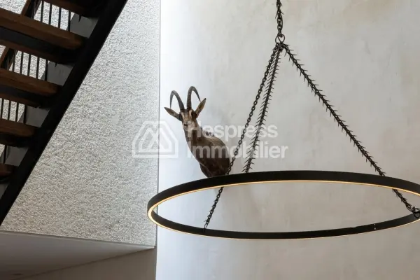 Exceptional estate of 5.8 hectares – Villa of 1500 m² – 360° view