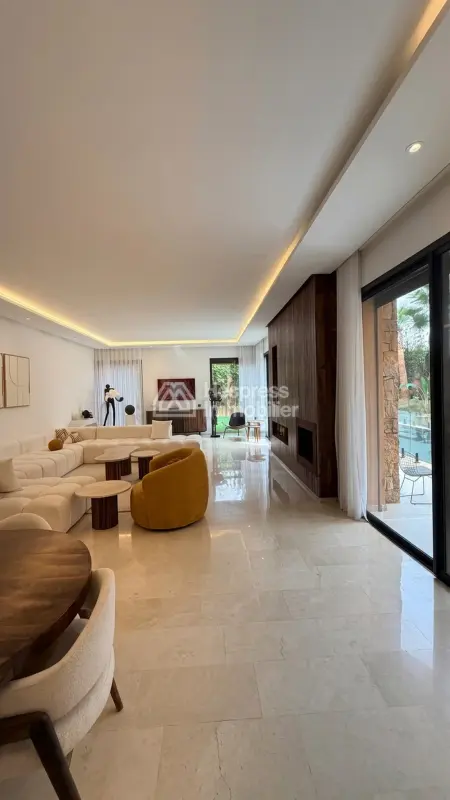 Villa 4 chambres 298 m2 habitable Golf d'argan