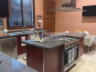 Superb villa for rent in Targa