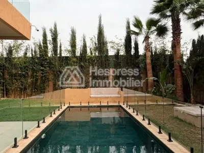 Villa 4 chambres 298 m2 habitable Golf d'argan