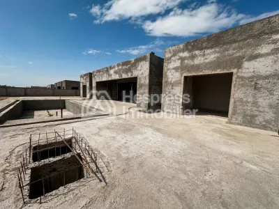 Exceptional new villa with 5 suites and 8 rooms